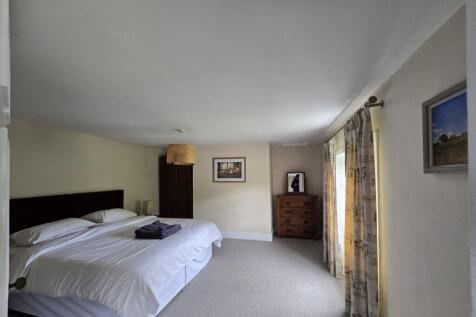 Viaduct House, Lower Lydbrook, Gloucestershire, GL17 9NT