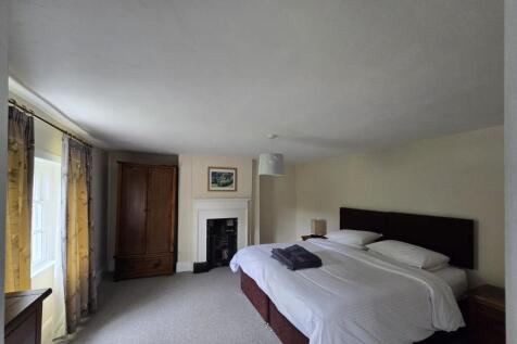 Viaduct House, Lower Lydbrook, Gloucestershire, GL17 9NT