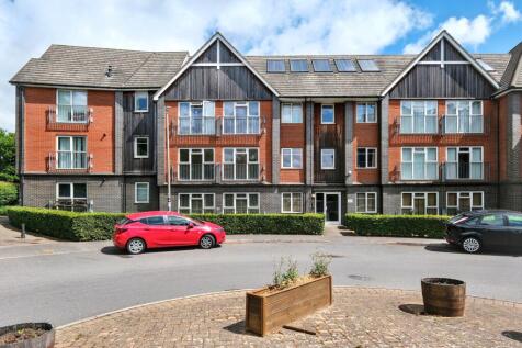 Flat 3 Sandpiper House, 7 Millward Drive, Bletchley, Milton Keynes, Buckinghamshire, MK2 2BW