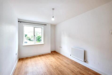 Flat 3 Sandpiper House, 7 Millward Drive, Bletchley, Milton Keynes, Buckinghamshire, MK2 2BW