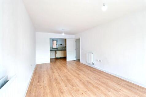Flat 3 Sandpiper House, 7 Millward Drive, Bletchley, Milton Keynes, Buckinghamshire, MK2 2BW