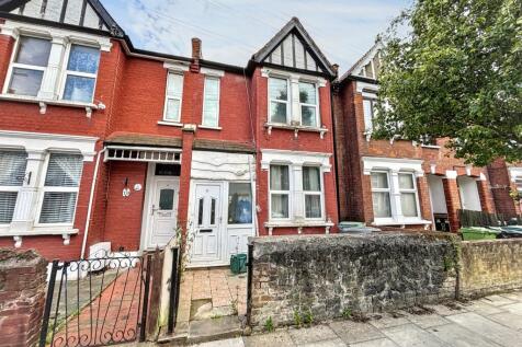 8 Foyle Road, Tottenham, London, N17 0NL