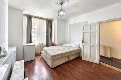 8 Foyle Road, Tottenham, London, N17 0NL