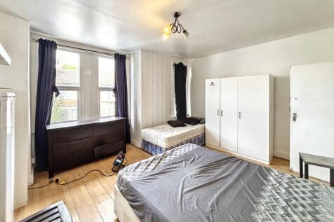 8 Foyle Road, Tottenham, London, N17 0NL