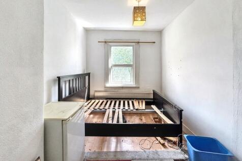 8 Foyle Road, Tottenham, London, N17 0NL