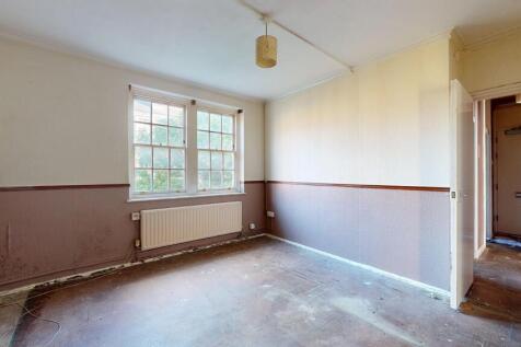 Flat 8, Block P, Peabody Estate, Fulham Palace Road, Hammersmith, London, W6 9QT