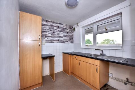 Flat A, 13 Cypress Road, Witham, Essex, CM8 2SR