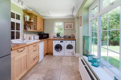 New Park Farmhouse, Murcott, Kidlington, Oxfordshire OX5 2FE
