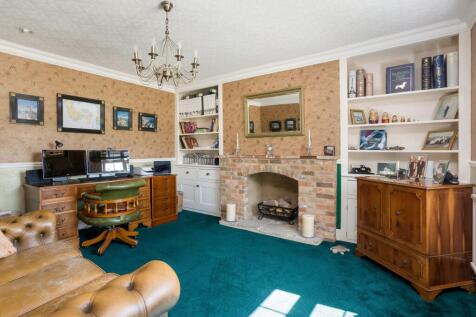 New Park Farmhouse, Murcott, Kidlington, Oxfordshire OX5 2FE