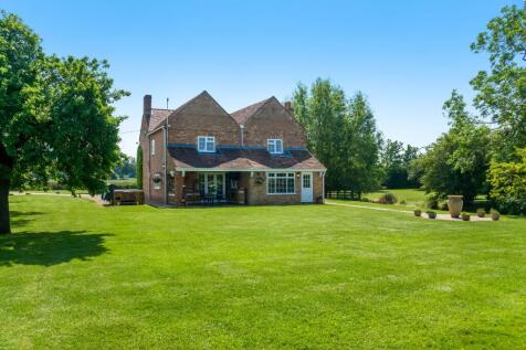 New Park Farmhouse, Murcott, Kidlington, Oxfordshire OX5 2FE