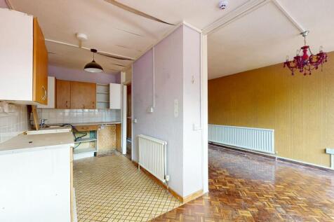Flat F, 74 Darenth Road, Stamford Hill, London, N16 6ED