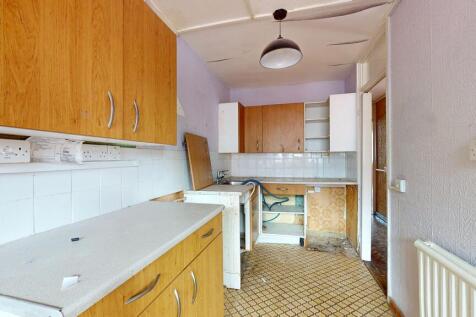 Flat F, 74 Darenth Road, Stamford Hill, London, N16 6ED