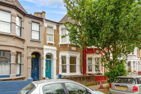 Flat A, 61 Belgrade Road, Stoke Newington, London, N16 8DH
