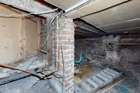 Flat A, 61 Belgrade Road, Stoke Newington, London, N16 8DH