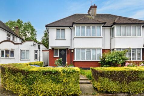 63 Hendon Way, Cricklewood, London, NW2 2LX