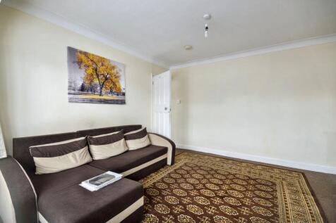 63 Hendon Way, Cricklewood, London, NW2 2LX
