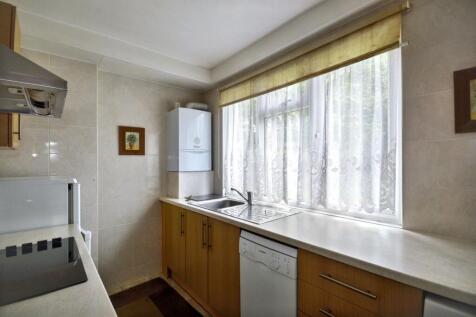 63 Hendon Way, Cricklewood, London, NW2 2LX