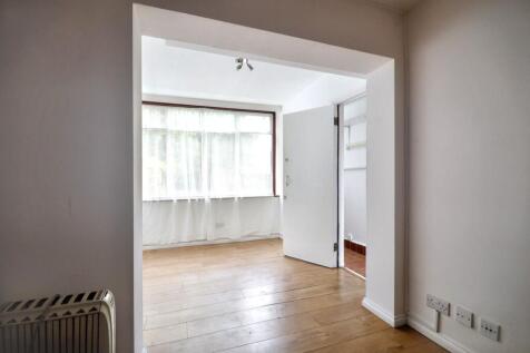 63 Hendon Way, Cricklewood, London, NW2 2LX