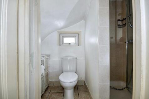 63 Hendon Way, Cricklewood, London, NW2 2LX