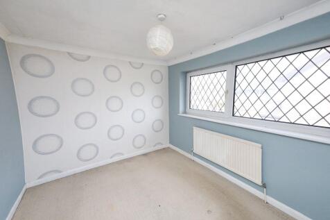 12 Jordans Way, Rainham RM13 9QX