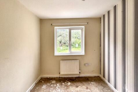 47 Shelley Grove, Bradford, West Yorkshire, BD8 0JZ