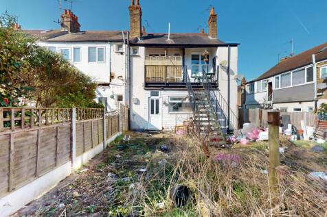 194 Hainault Avenue, Westcliff-on-Sea, SS0 9EX