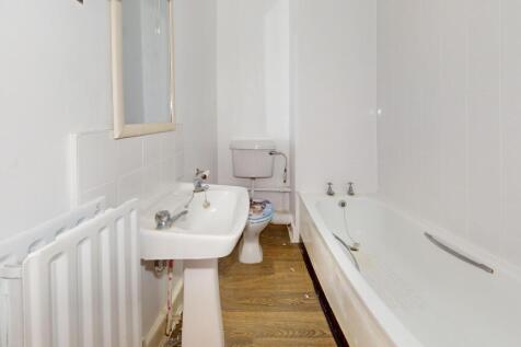 Flat C, 12 Danbury Street, Angel, London, N1 8JU