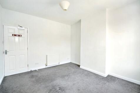 16 Ealing Avenue, Basford, Nottingham, NG6 0BB