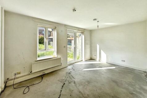 3 Halford Close, Edgware, Middlesex, HA8 5QF