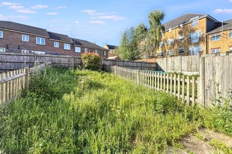 3 Halford Close, Edgware, Middlesex, HA8 5QF