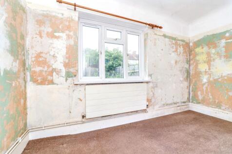 33 Glenmore Road, Welling, DA16 3BN