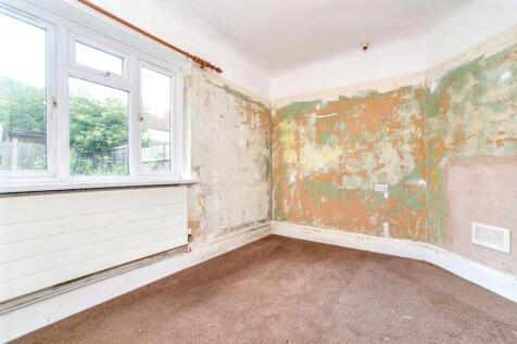 33 Glenmore Road, Welling, DA16 3BN