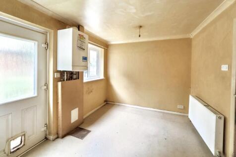 45 Southdale Road, Carlton, Nottingham, NG4 1EU