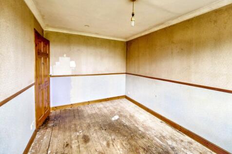 45 Southdale Road, Carlton, Nottingham, NG4 1EU
