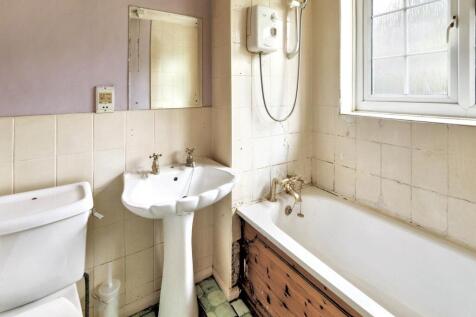 45 Southdale Road, Carlton, Nottingham, NG4 1EU