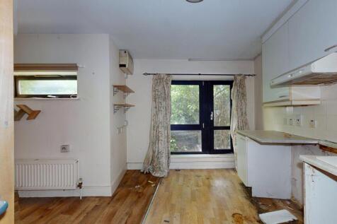 53 Marlborough Road, Archway, London, N19 4NA
