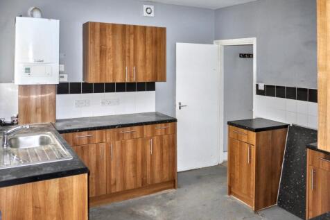 188 Holmesdale Road, South Norwood, London SE25 6PT