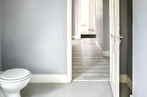 188 Holmesdale Road, South Norwood, London SE25 6PT