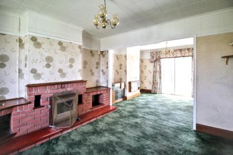 13 Plantation Road, Boreham, Essex, CM3 3EA