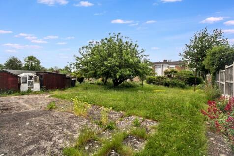 13 Plantation Road, Boreham, Essex, CM3 3EA
