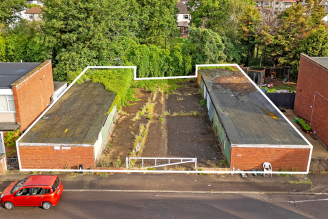 Garages between 27 &amp; 29 Aldersgrove Avenue, Mottingham, London, SE9 4PH