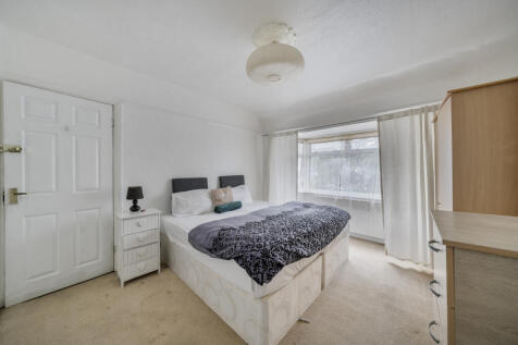 130 Victoria Avenue, Wembley, HA9 6PY