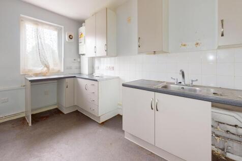 Flat 4, 79 Devonshire Road, Colliers Wood, London, SW19 2EW