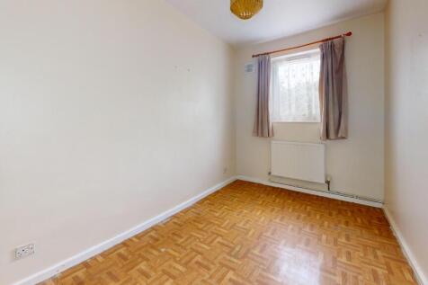 Flat 4, 79 Devonshire Road, Colliers Wood, London, SW19 2EW