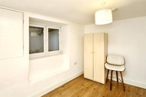 Lower Ground Floor Flat, 52 Capworth Street, Leyton, London E10 7HA
