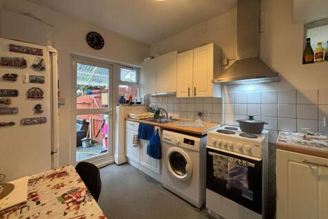 66 Brentmead Place, Golders Green, London NW11 9LJ