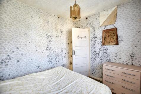52 Churchmanor Way, Abbey Wood, London SE2 9HP