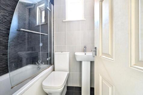 82 Bedford Road, Horsham, RH13 5BH