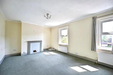 82 Bedford Road, Horsham, RH13 5BH