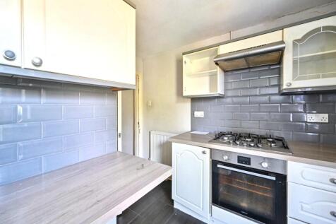 82 Bedford Road, Horsham, RH13 5BH